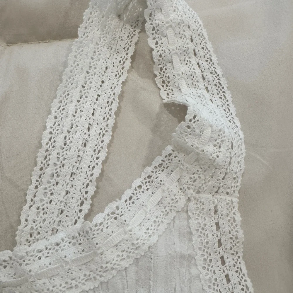 American Eagle Outfitters White Smocked Tie Front Tank Top - Picture 3 of 4